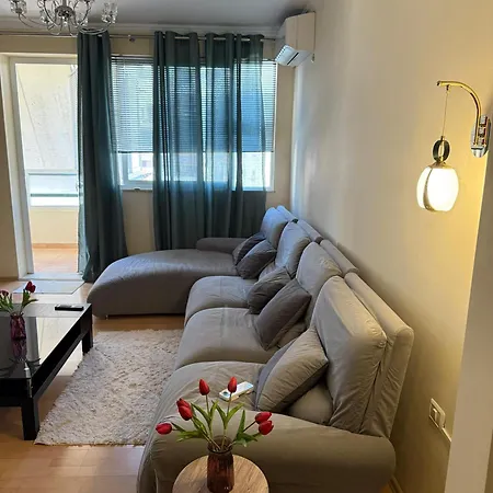 Centre Lions Gate 1 Apartment Tirana