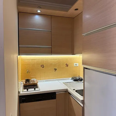 Apartment Centre Lions Gate 1 Tirana